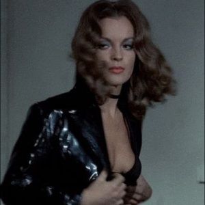 Meet your Posher, Eloise